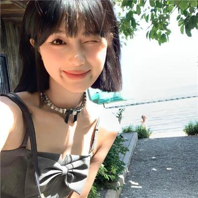 粉色飞碟